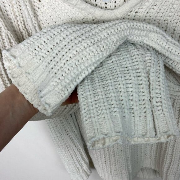 Young Fabulous‎ and Broke Chenille Crop Sweater Hoodie White Size Medium Large - Picture 5 of 11